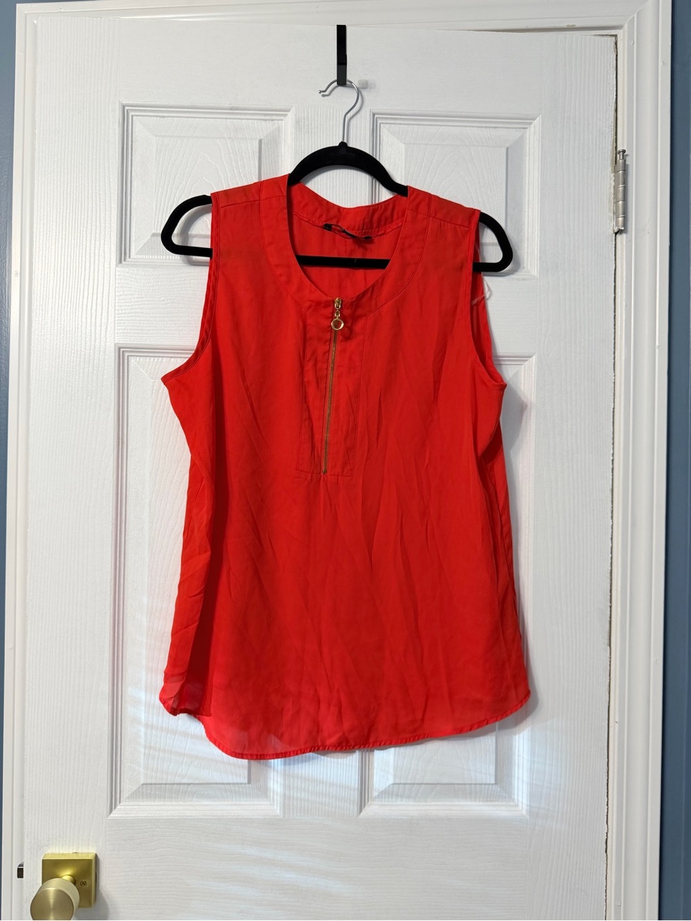 Zac & Rachel red sleeveless blouse with zipper size large
